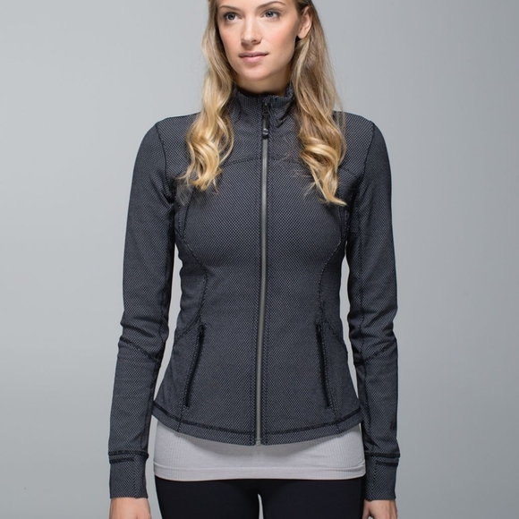lululemon athletica Jackets & Blazers - Lululemon Forme Jacket II *Textured Diamond Dot Black White size 10